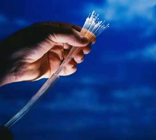 Mae Arloesedd Technolegol yn caniatáu i Fiber Tsieina Optegol Gyfrif am 50% o...