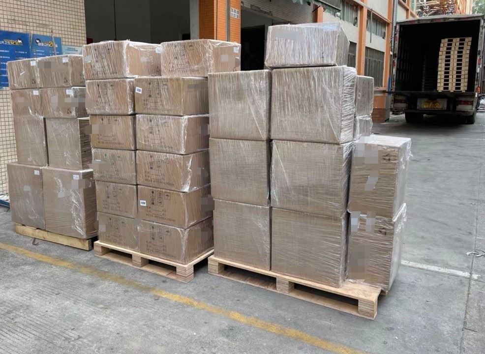 63 Blychau o Cargo Addasu A Shipped I Ewrop Gan Air